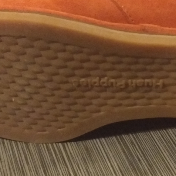 Hush Puppies like new booties - Picture 4 of 5